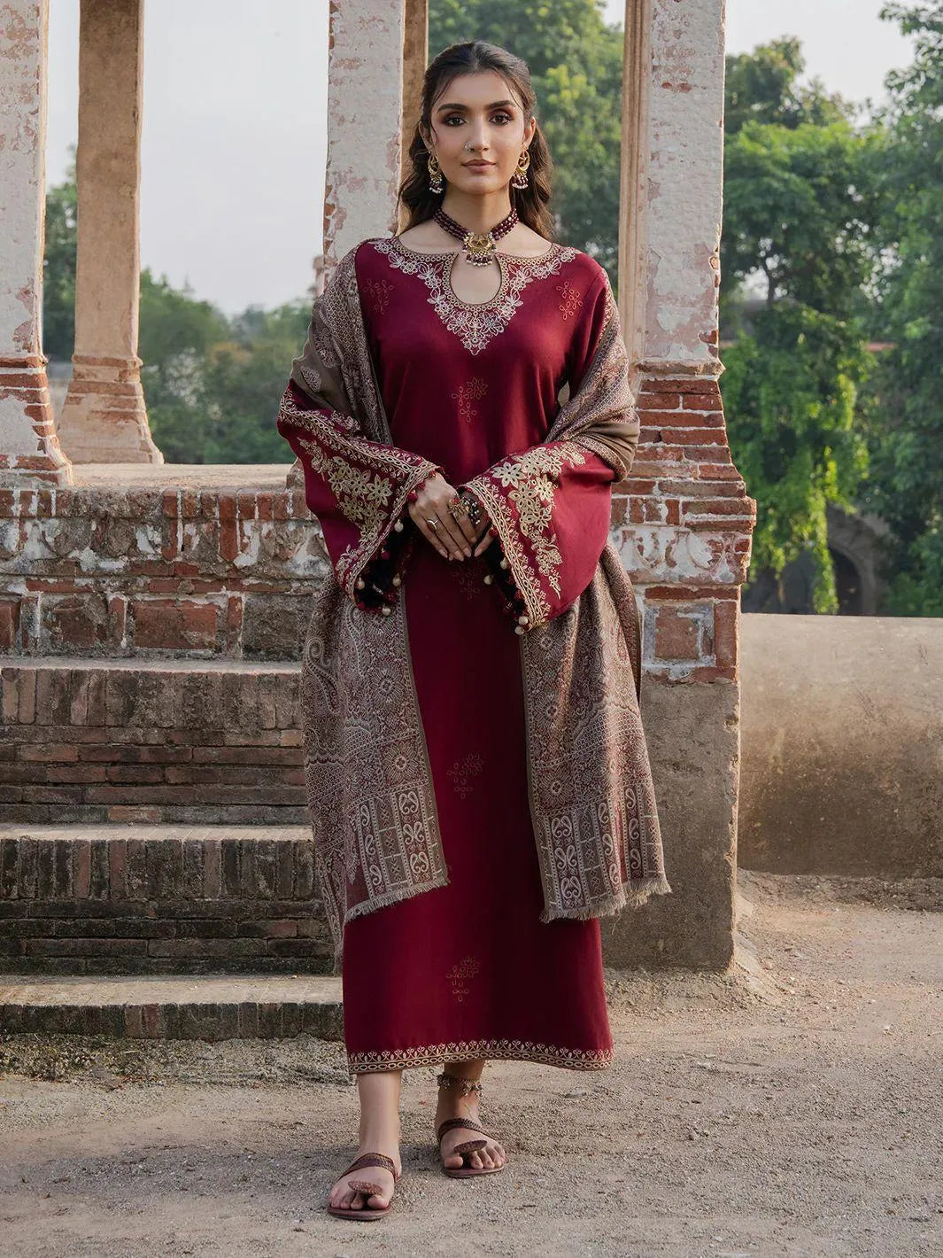 Maroon Embroidered 3 Pcs Women Suit Lawn