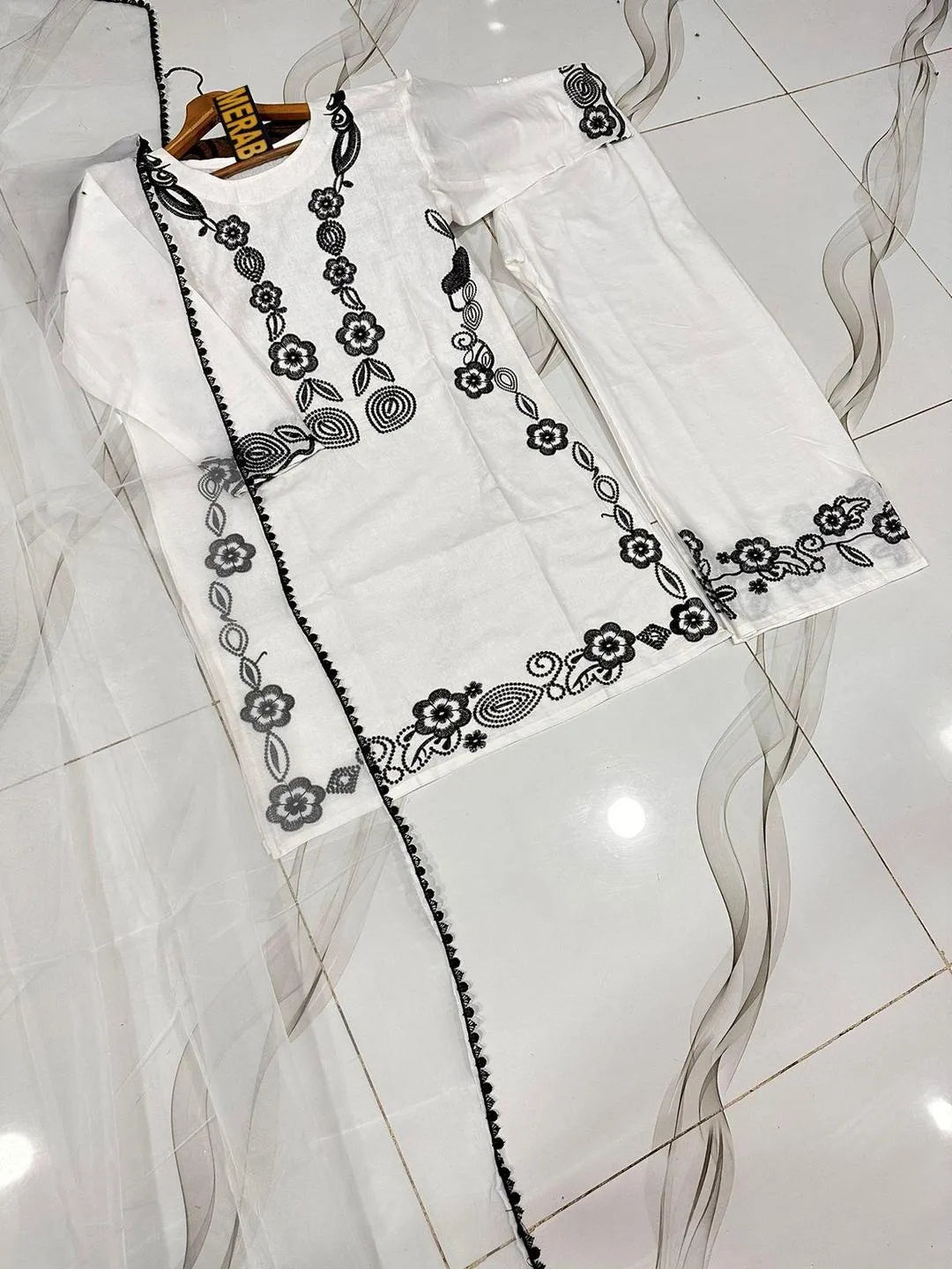 3 Pcs Women's Stitched Cotton Embroidered Suit
