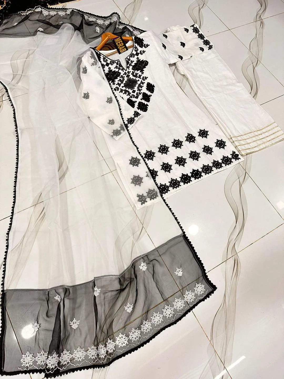 3 Pcs Women's Stitched Cotton Embroidered Suit