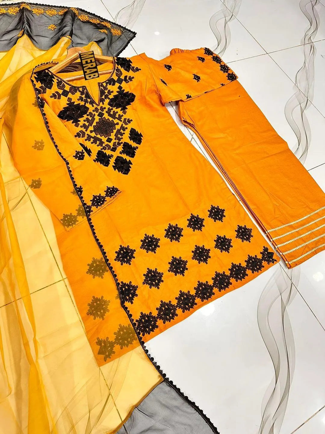 3 Pcs Women's Stitched Cotton Embroidered Suit