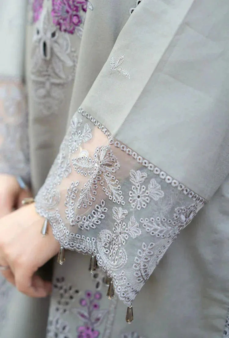3 Pcs Women's Unstitched Embroidered Suit