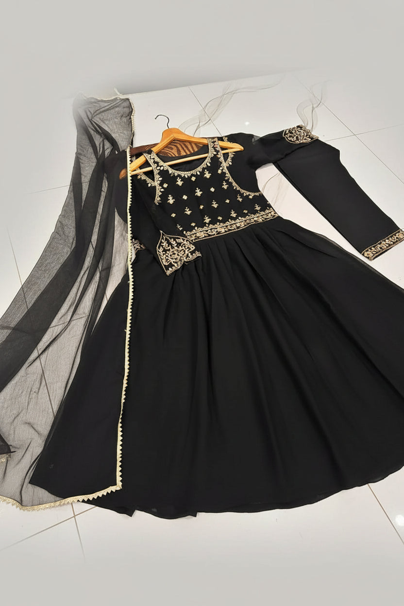 3 Pcs Women's Stitched Chiffon Embroidered Suit