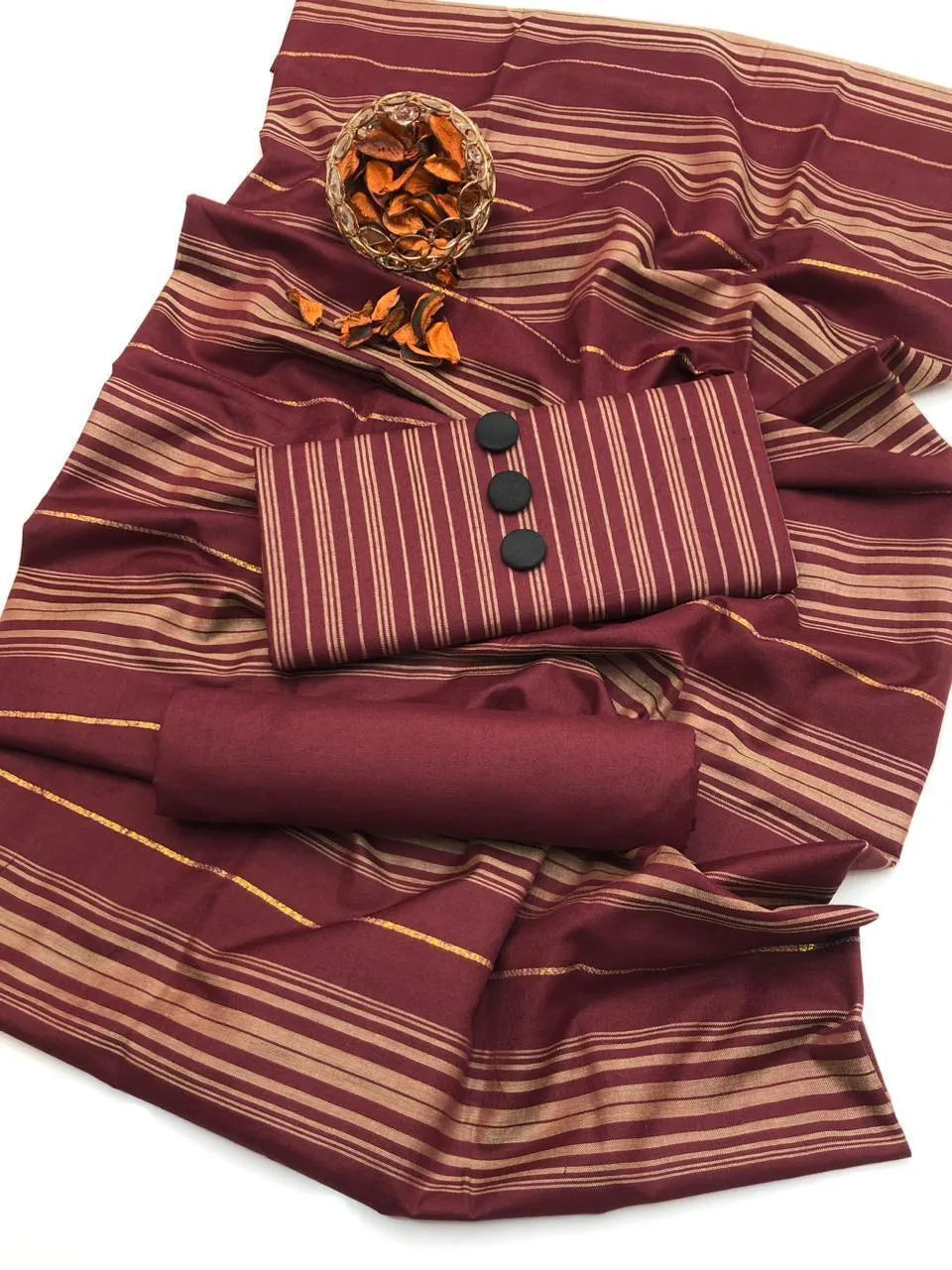 3 Pcs Women's Unstitched Printed Suit
