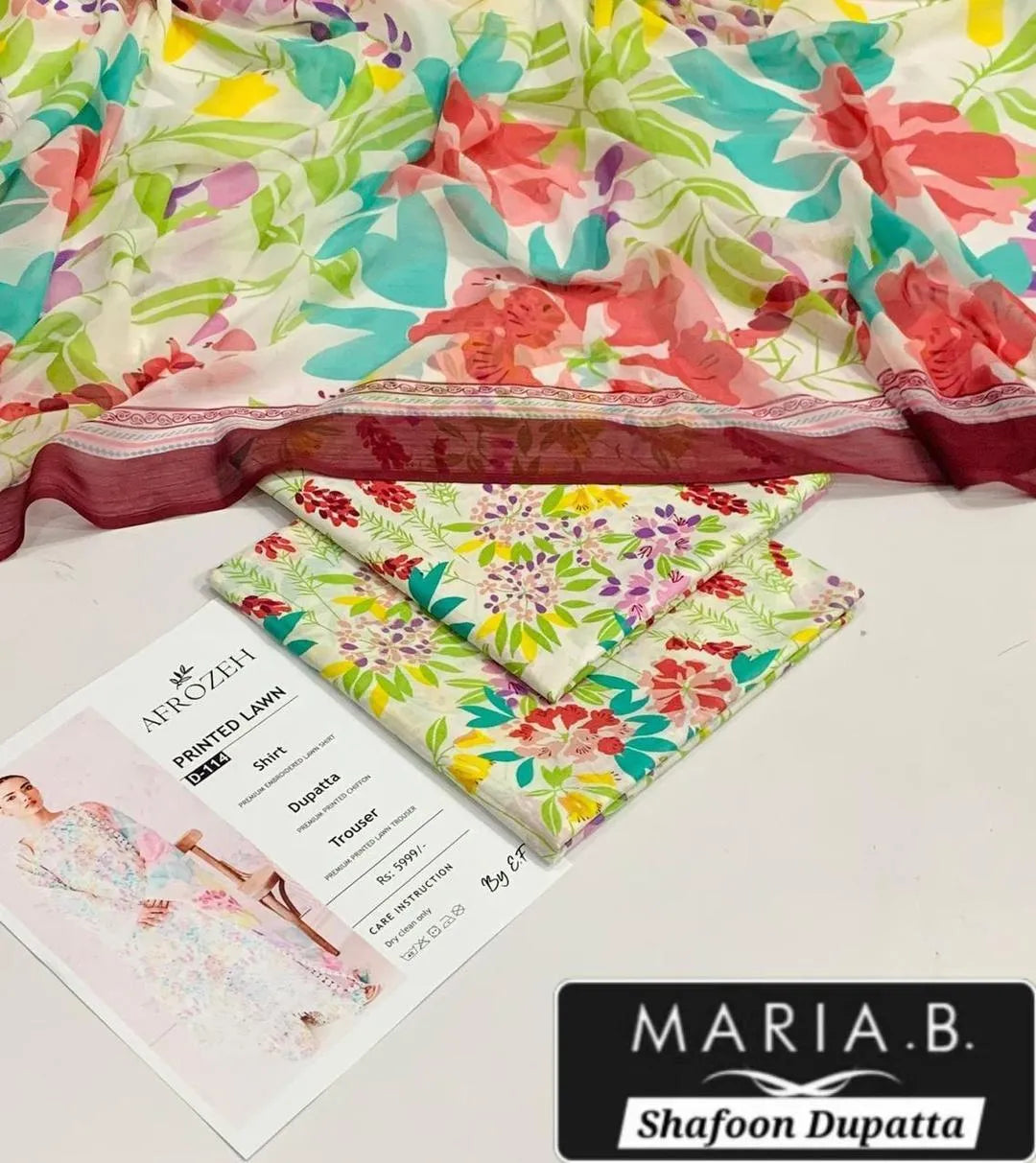 3 Pcs Women's Unstitched Printed Suit