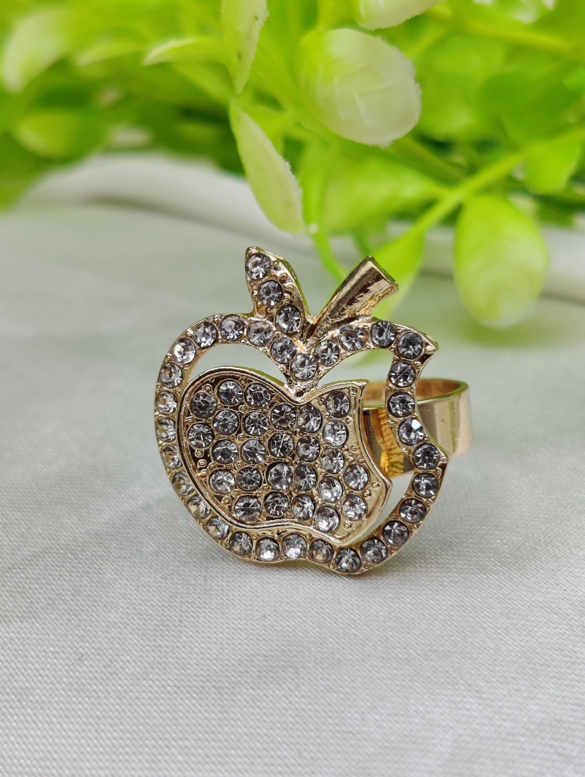 1 Piece Imported Glittering Crystal Apple Ring – Elegance Redefined ? | Luxurious Design Ring | Adjustable Ring | Ring For Girls &amp; Women